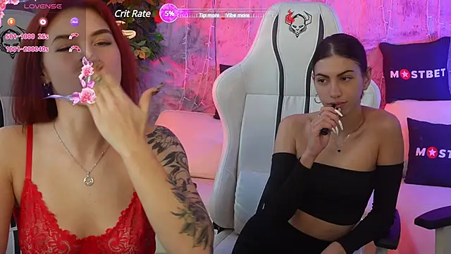 Magnetic Mia  online show from 12-04-24, 07:45