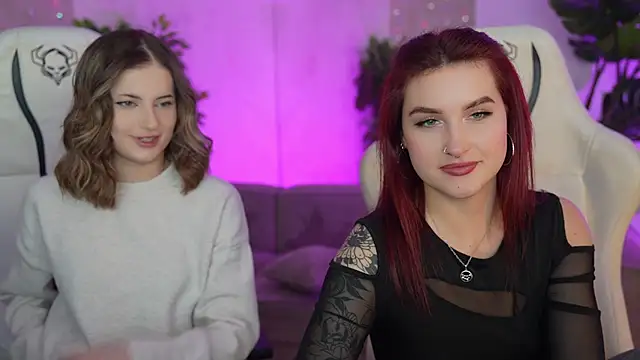 Magnetic Mia  online show from 03-12-25, 07:59