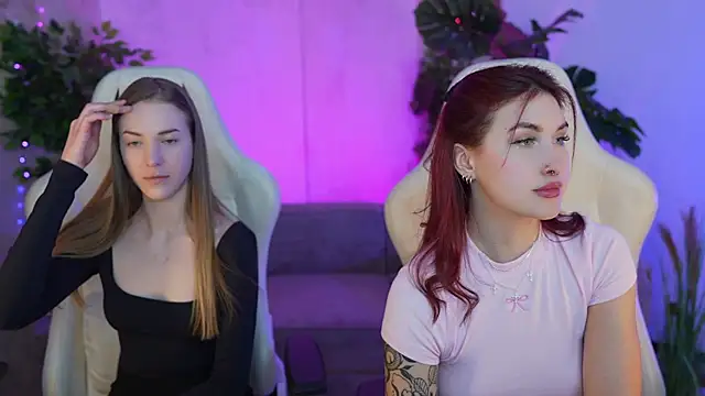 Magnetic Mia  online show from 03-20-25, 11:45