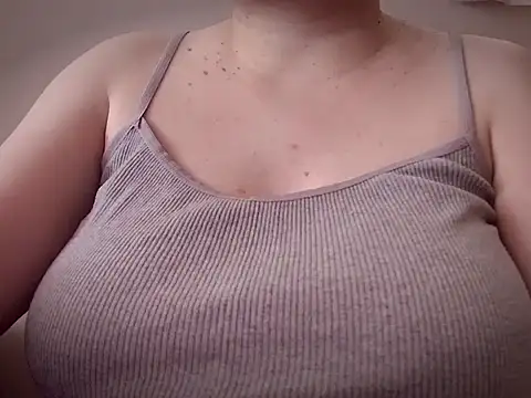 AalinnaK online show from 07-13-26, 07:11