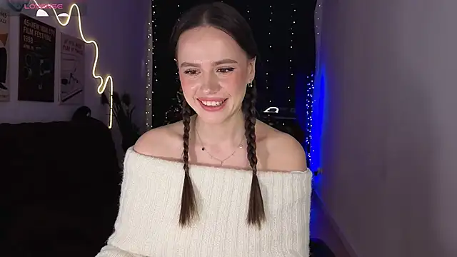 Emillias online show from 12-05-25, 02:03