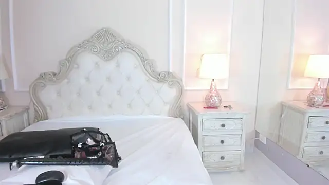 SamanthaPierce online show from 11-19-25, 12:05