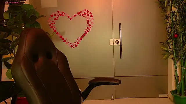 SamanthaPierce online show from 04-19-26, 05:29