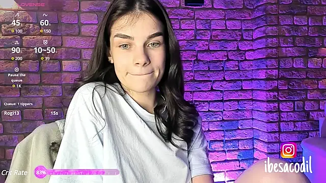 Snapshot of adriana_allien chatting on 02-21-25, 10:59 adriana allien online show from 02-21-25, 10:59