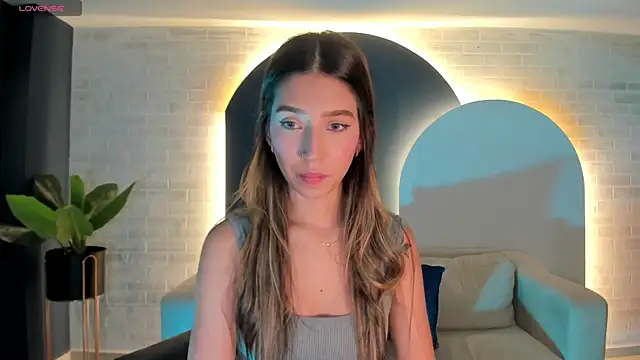 TaraLawrence online show from 10-15-25, 03:39