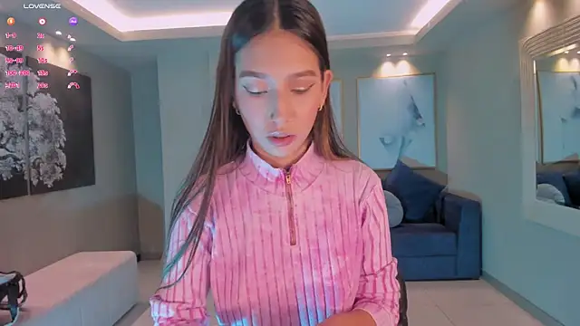 TaraLawrence online show from 10-18-25, 04:48