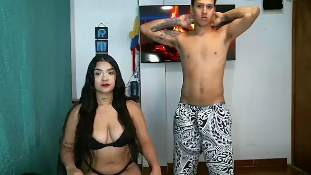 Snapshot of JacobandChloee chatting on 02-07-26, 10:24 JacobandChloee online show from 02-07-26, 10:24