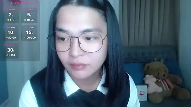 Snapshot of zhaviahale21 chatting on 07-11-26, 04:53 zhaviahale21 online show from 07-11-26, 04:53