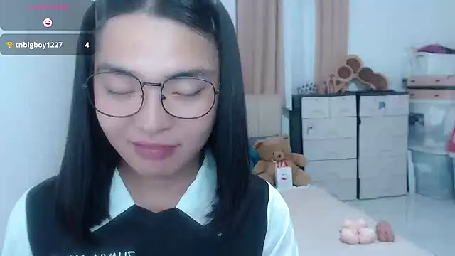 Snapshot of zhaviahale21 chatting on 07-28-26, 02:24 zhaviahale21 online show from 07-28-26, 02:24