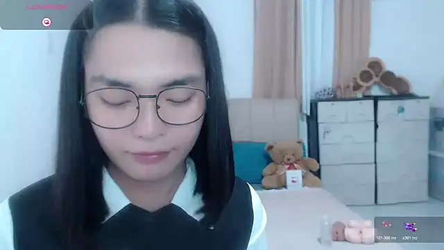 Snapshot of zhaviahale21 chatting on 08-03-26, 03:05 zhaviahale21 online show from 08-03-26, 03:05