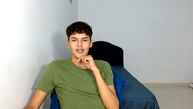 satisfactionx22 online show from 03-05-25, 02:57