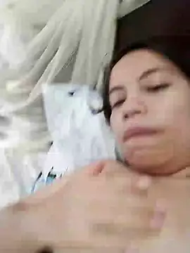 lisseth online show from 12-10-24, 01:11