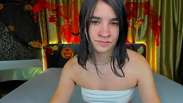  Polly Love  online show from 11-05-25, 07:08