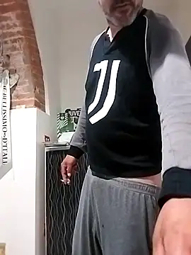 affascino online show from 04-24-26, 08:50