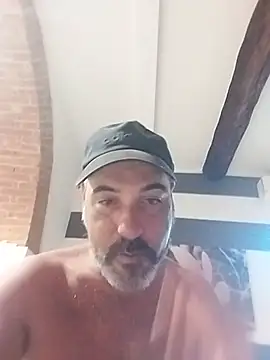 Snapshot of affascino chatting on 07-27-26, 08:32 affascino online show from 07-27-26, 08:32