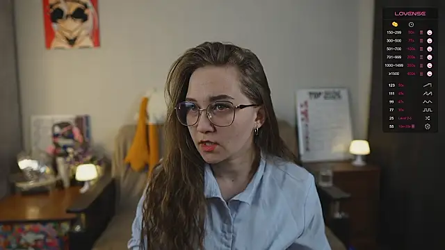 Snapshot of Miatiny chatting on 02-11-26, 04:45 Miatiny online show from 02-11-26, 04:45