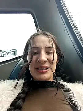 Snapshot of SAMANTHA-16_ chatting on 01-09-25, 05:11 SAMANTHA-16 online show from 01-09-25, 05:11