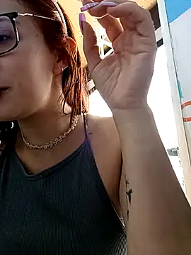 Snapshot of SAMANTHA-16_ chatting on 02-25-25, 04:31 SAMANTHA-16 online show from 02-25-25, 04:31