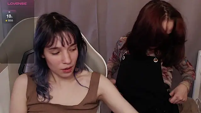 Snapshot of Robin_yourss chatting on 03-06-26, 11:28 Robin yourss online show from 03-06-26, 11:28