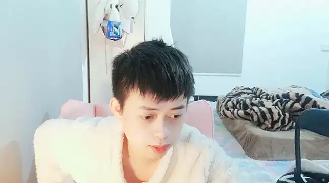 FFFFZ189 online show from 01-06-25, 04:02