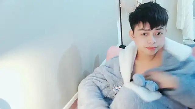 FFFFZ189 online show from 03-07-25, 01:40