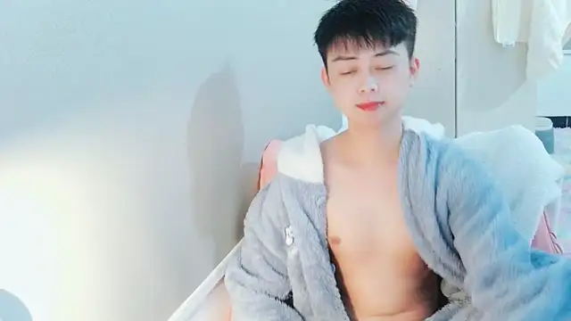 FFFFZ189 online show from 03-08-25, 02:40