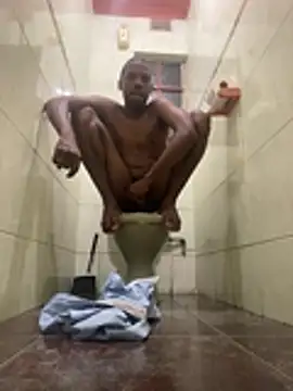 Snapshot of skyfall200 chatting on 02-01-26, 10:08 skyfall200 online show from 02-01-26, 10:08