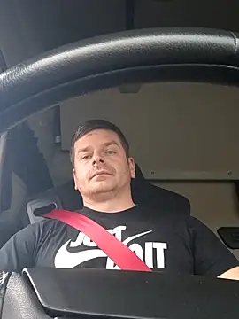 Snapshot of Dan_NFS chatting on 11-03-25, 10:05 Dan NFS online show from 11-03-25, 10:05