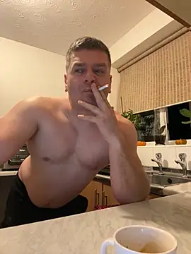 Snapshot of Dan_NFS chatting on 11-11-25, 04:23 Dan NFS online show from 11-11-25, 04:23