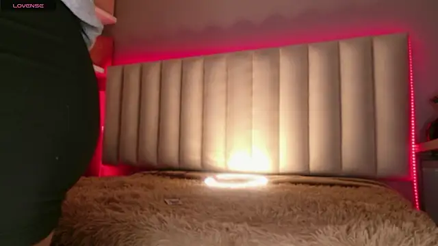 Megan mooree  online show from 07-28-26, 12:34