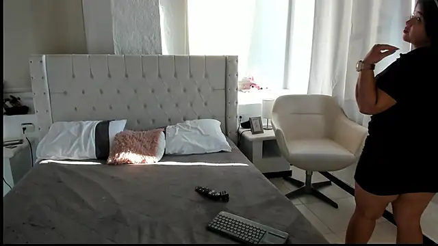 Snapshot of Gabycutee chatting on 03-09-25, 09:46 Gabycutee online show from 03-09-25, 09:46