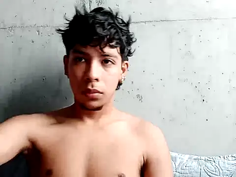 Snapshot of Elputas chatting on 09-30-25, 03:28 Elputas online show from 09-30-25, 03:28