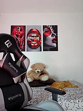 Antonella2 m online show from 09-29-25, 05:07