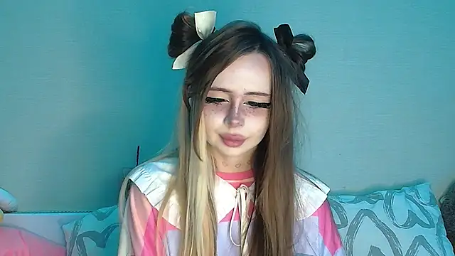Snapshot of suemeow chatting on 05-07-26, 09:09 suemeow online show from 05-07-26, 09:09