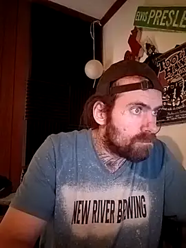 Snapshot of RobStrokes215 chatting on 12-23-24, 04:06 RobStrokes215 online show from 12-23-24, 04:06