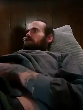 Snapshot of RobStrokes215 chatting on 02-17-25, 09:52 RobStrokes215 online show from 02-17-25, 09:52