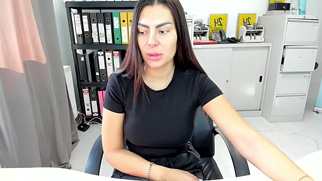 Snapshot of kilenyapatrice chatting on 10-23-25, 11:20 kilenyapatrice online show from 10-23-25, 11:20