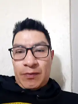 Snapshot of gioarcangel chatting on 02-11-26, 03:44 gioarcangel online show from 02-11-26, 03:44