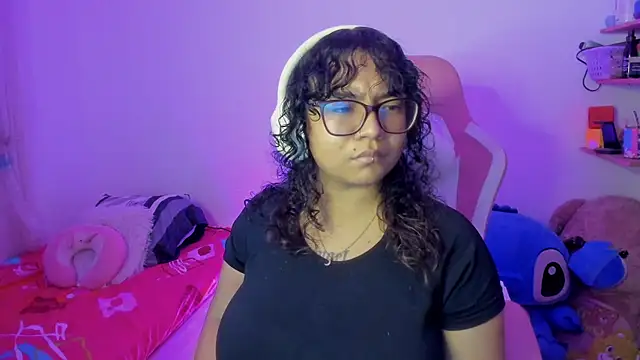 im angels77 online show from 12-16-25, 03:33