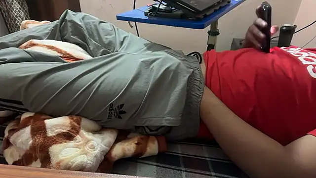 sexyboy09 online show from 10-25-25, 06:43