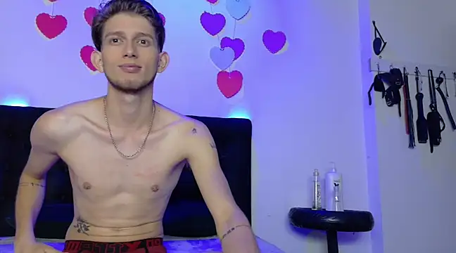 Snapshot of Deim_ chatting on 03-03-25, 06:26 Deim online show from 03-03-25, 06:26