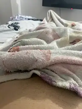 Deim  online show from 04-06-26, 06:14