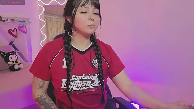 Snapshot of hina_tay chatting on 11-29-25, 03:20 hina tay online show from 11-29-25, 03:20