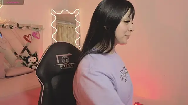 Snapshot of hina_tay chatting on 12-03-25, 03:03 hina tay online show from 12-03-25, 03:03