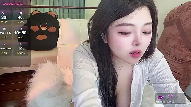 Snapshot of Bunny_Tutu chatting on 12-05-24, 07:17 Bunny Tutu online show from 12-05-24, 07:17