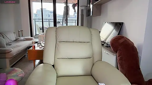 Snapshot of Bunny_Tutu chatting on 01-16-25, 09:37 Bunny Tutu online show from 01-16-25, 09:37