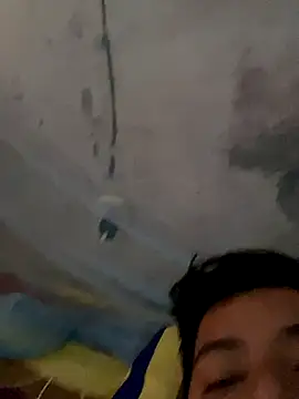 Snapshot of Avilespozo19993 chatting on 10-05-25, 04:05 Avilespozo19993 online show from 10-05-25, 04:05