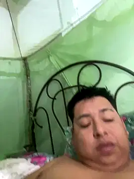 Snapshot of Avilespozo19993 chatting on 10-13-25, 01:38 Avilespozo19993 online show from 10-13-25, 01:38