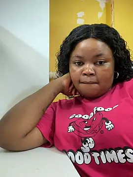 Curveysinaa online show from 02-13-25, 06:41