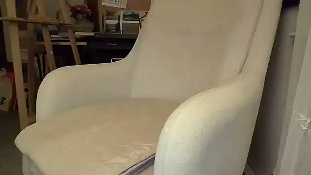 naughtyonbicycle online show from 04-19-26, 01:16